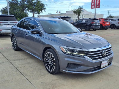 2022 Volkswagen Passat 2.0T Limited Edition