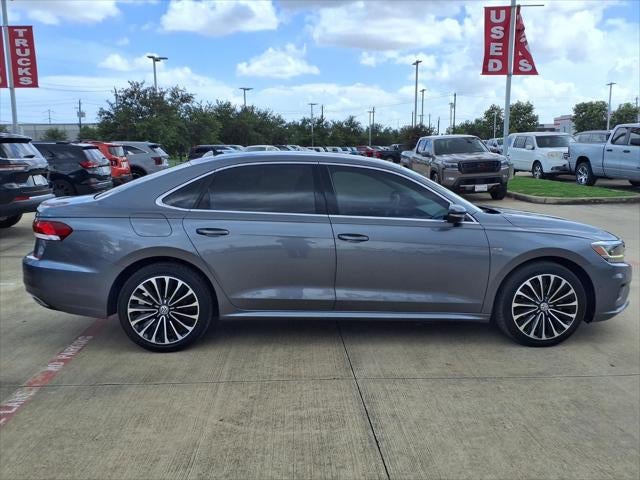 2022 Volkswagen Passat 2.0T Limited Edition ICRS