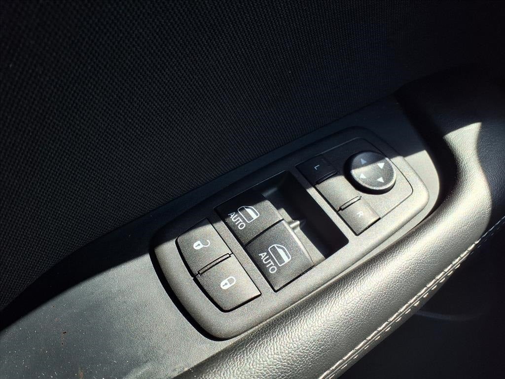 2021 Dodge Challenger SXT BLACKTOP