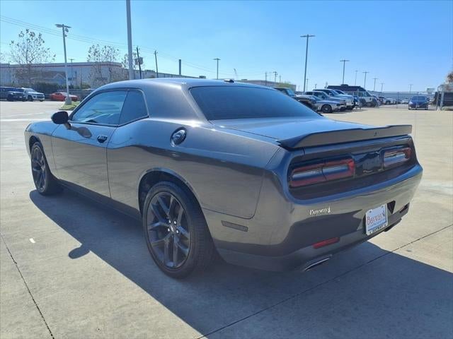 2021 Dodge Challenger SXT BLACKTOP