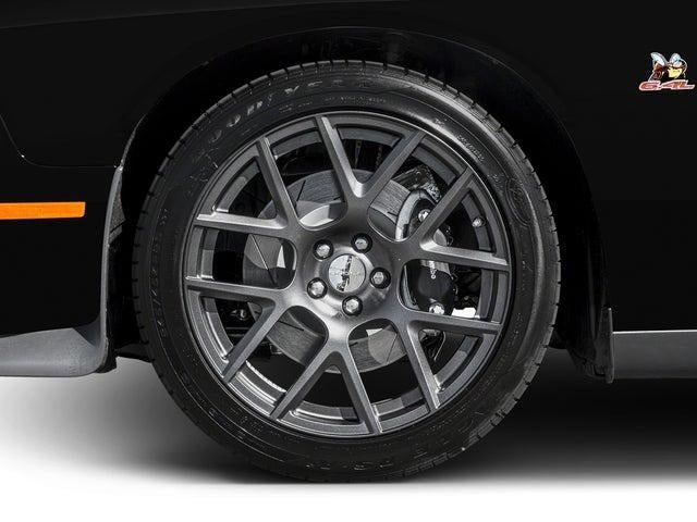 2016 Dodge Challenger 392 Hemi Scat Pack Shaker SRT® HEMI®