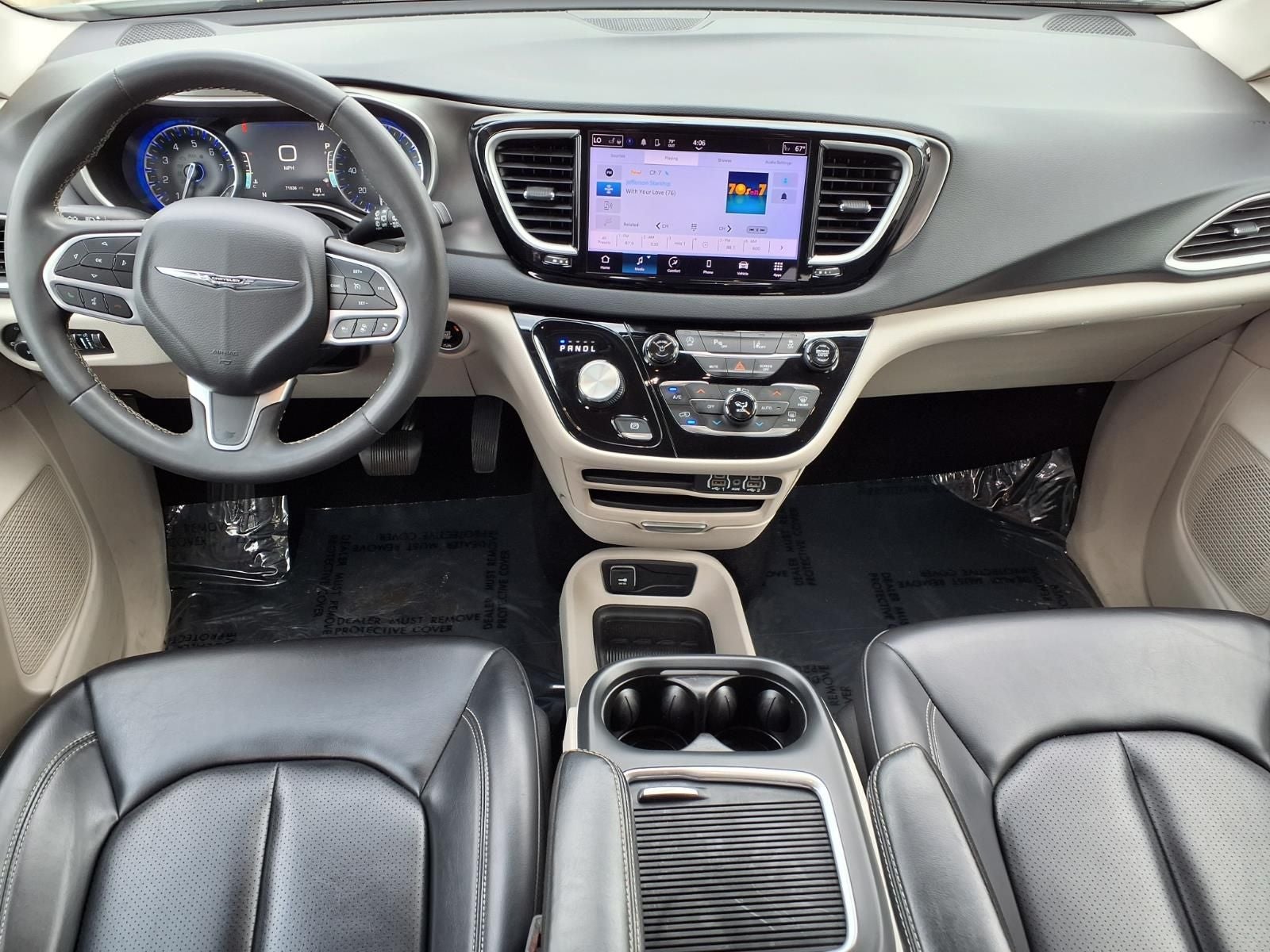 2023 Chrysler Pacifica Touring L BLIND-SPOT
