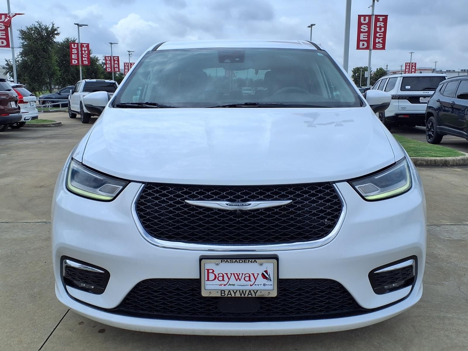 2023 Chrysler Pacifica Touring L BLIND-SPOT