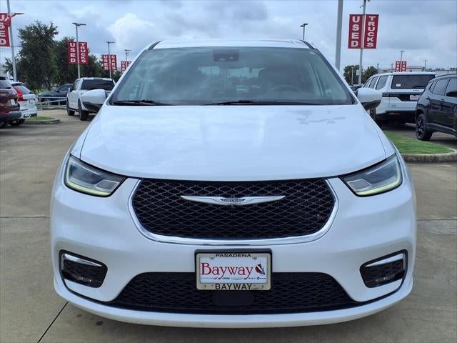 2023 Chrysler Pacifica Touring L BLIND-SPOT