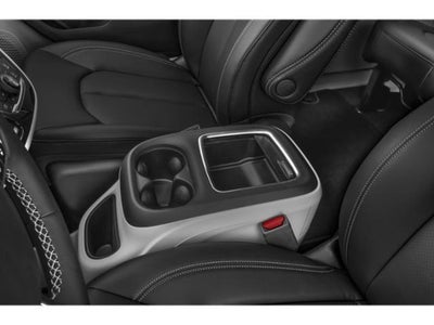 2024 Chrysler Pacifica Touring L STOW 'N GO®