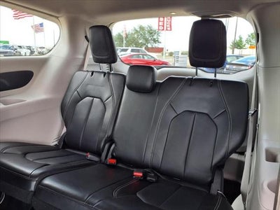 2024 Chrysler Pacifica Touring L STOW 'N GO®