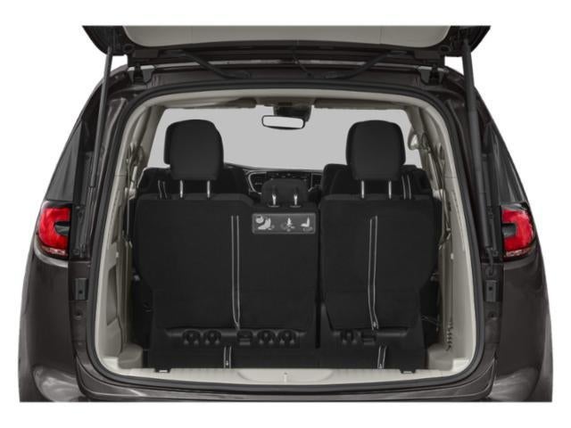 2023 Chrysler Pacifica Touring L BLIND SPOT