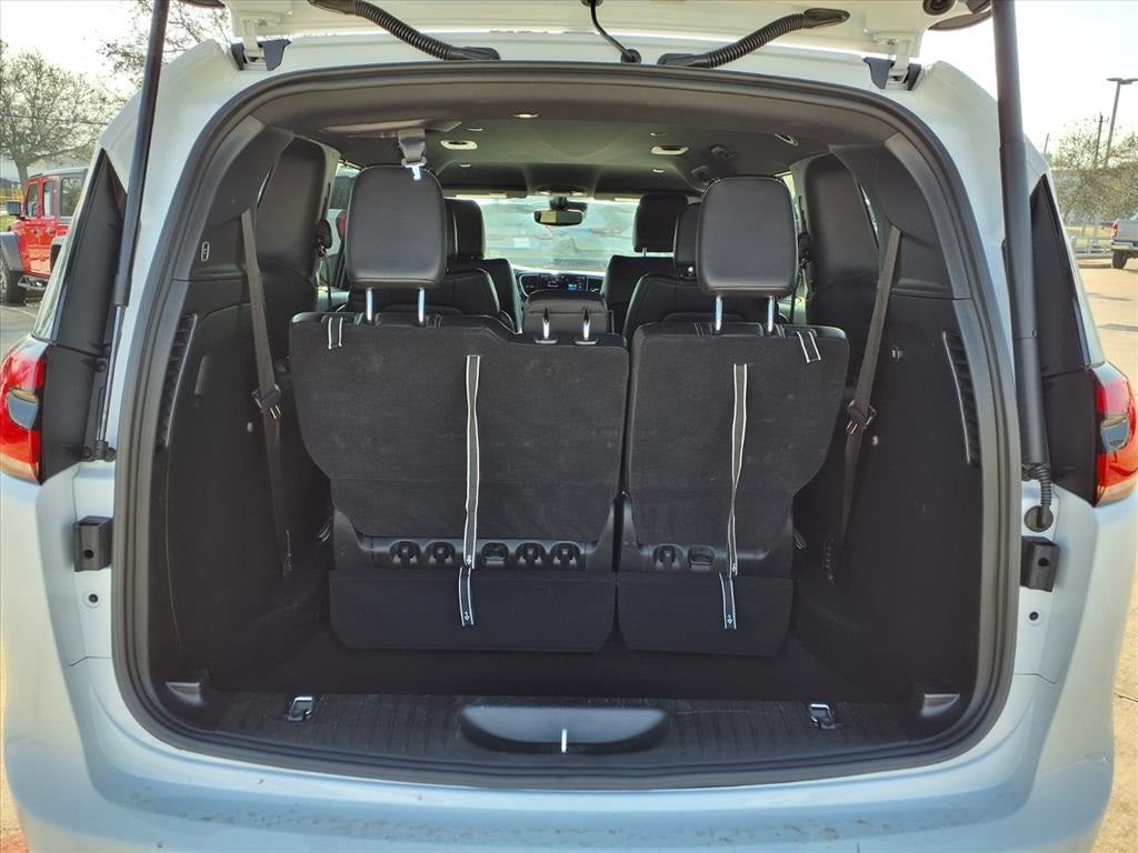 2025 Chrysler Pacifica Select APPLE CARPLAY & ANDROID AUTO