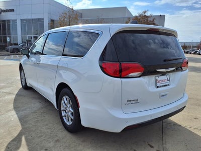 2026 Chrysler Voyager LX