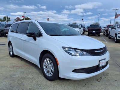 2026 Chrysler Voyager LX
