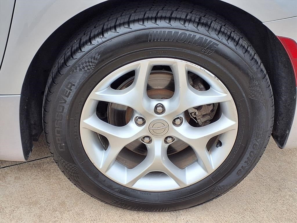 2020 Chrysler Pacifica Limited BLIND-SPOT & REAR CROSS-PATH DETECTION