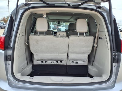 2020 Chrysler Pacifica Limited BLIND-SPOT & REAR CROSS-PATH DETECTION