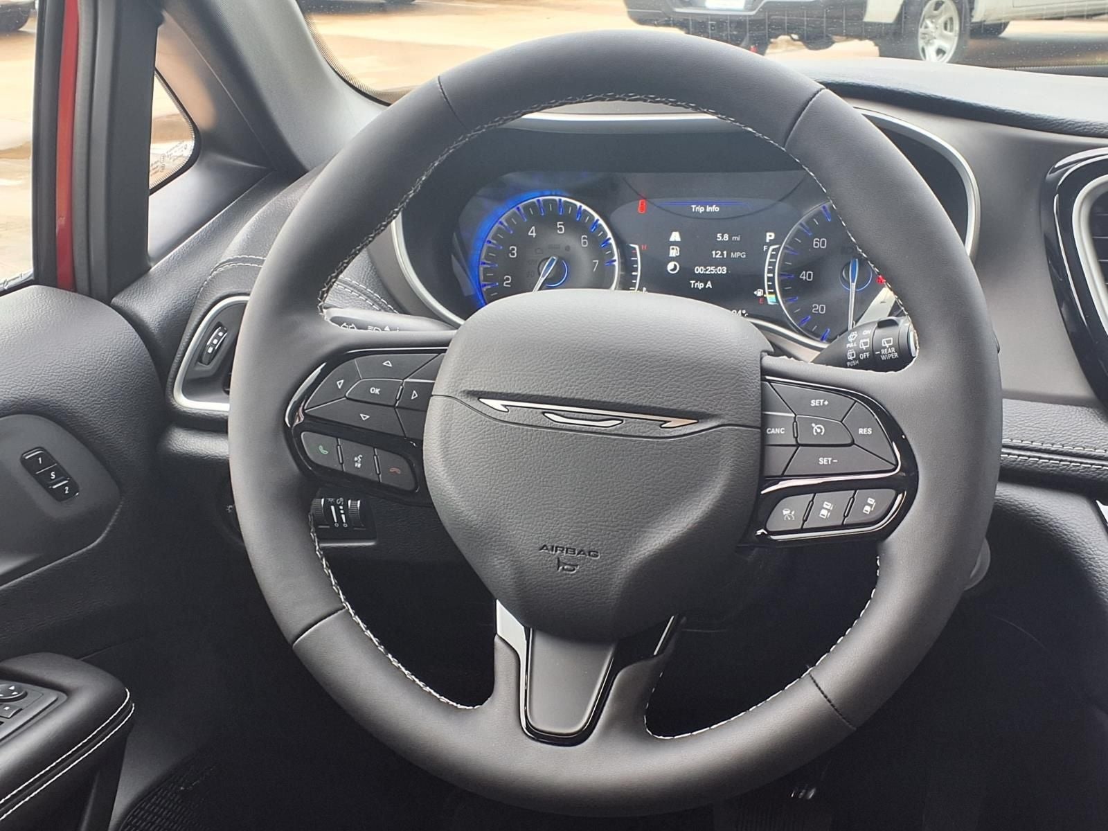 2027 Chrysler Pacifica Limited