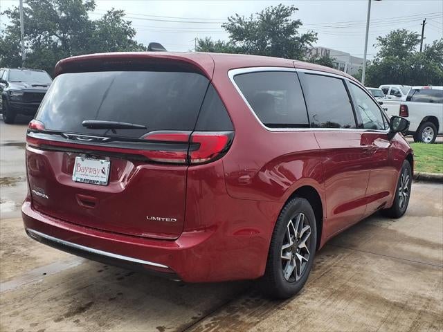2027 Chrysler Pacifica Limited