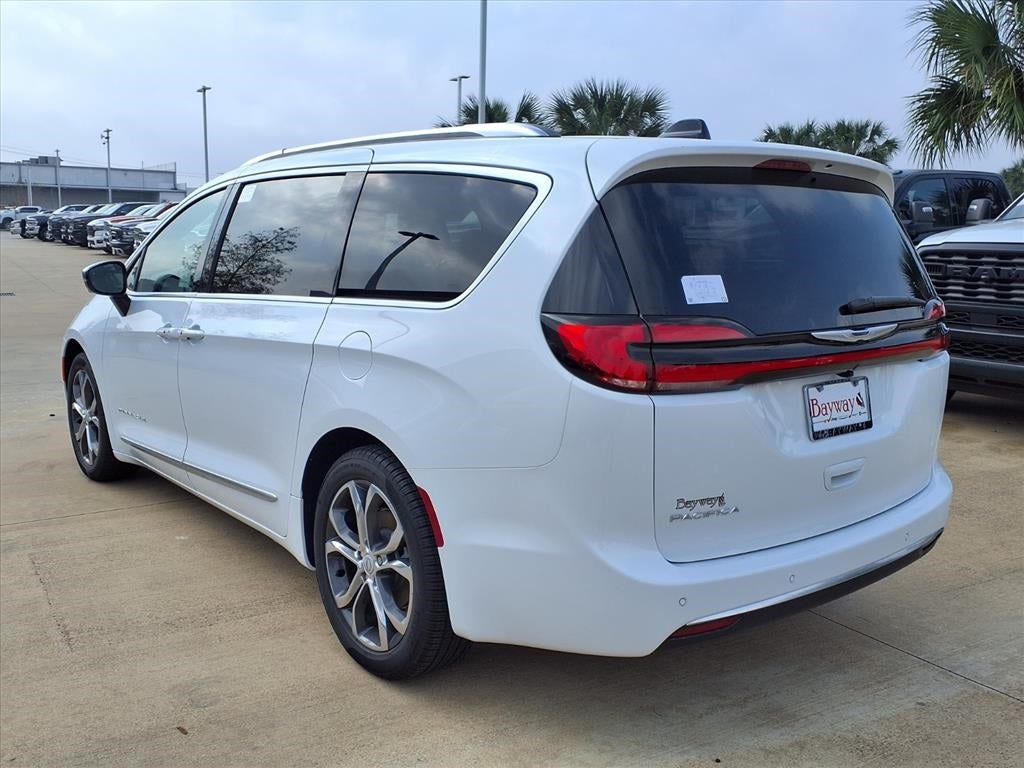 2026 Chrysler Pacifica Pinnacle