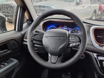 2027 Chrysler Pacifica Pinnacle