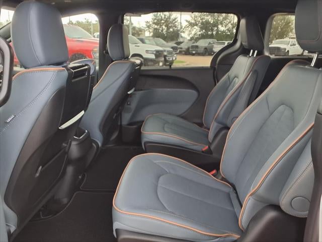 2027 Chrysler Pacifica Pinnacle