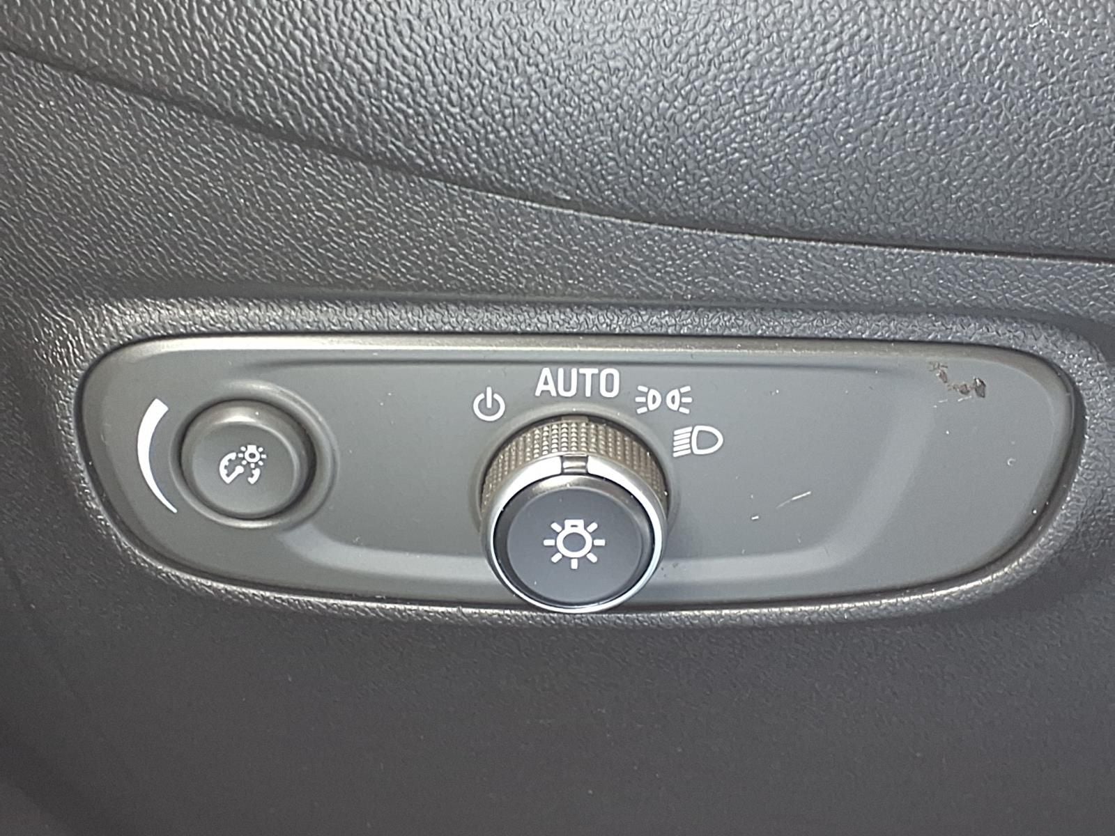 2018 Chevrolet Equinox LT AWD SUN & INFO PKG