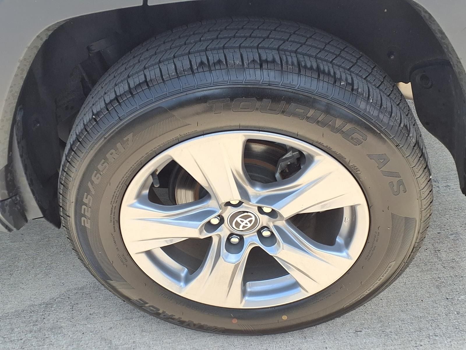 2024 Toyota RAV4 XLE BLIND-SPOT