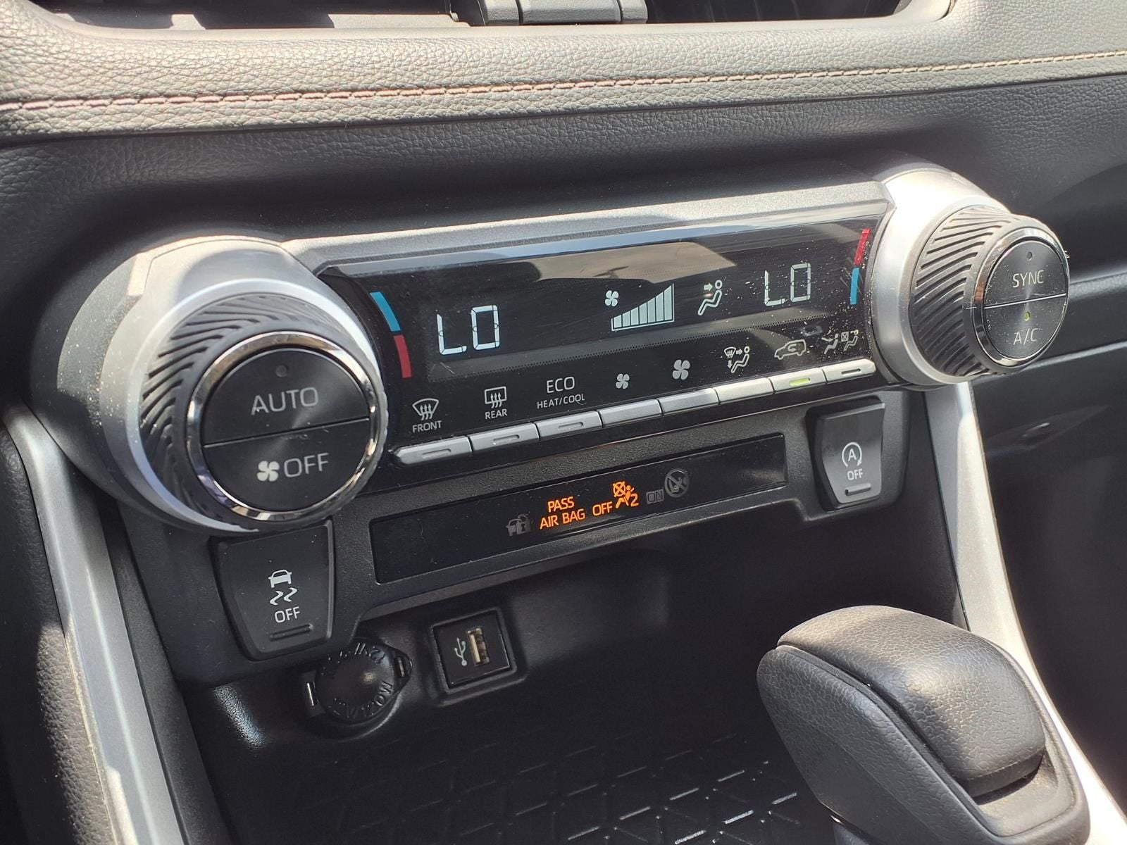 2024 Toyota RAV4 XLE BLIND-SPOT