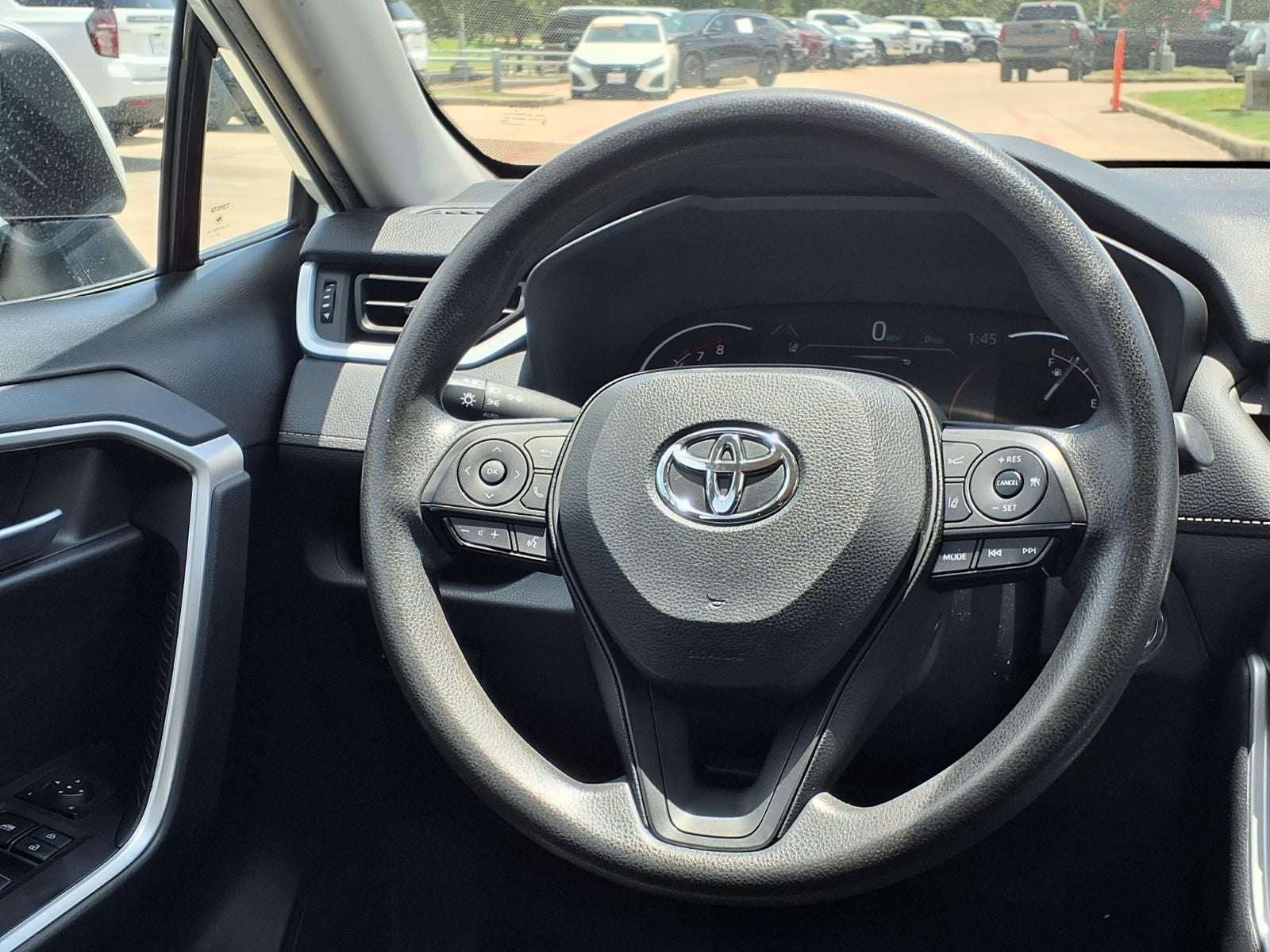 2024 Toyota RAV4 XLE BLIND-SPOT