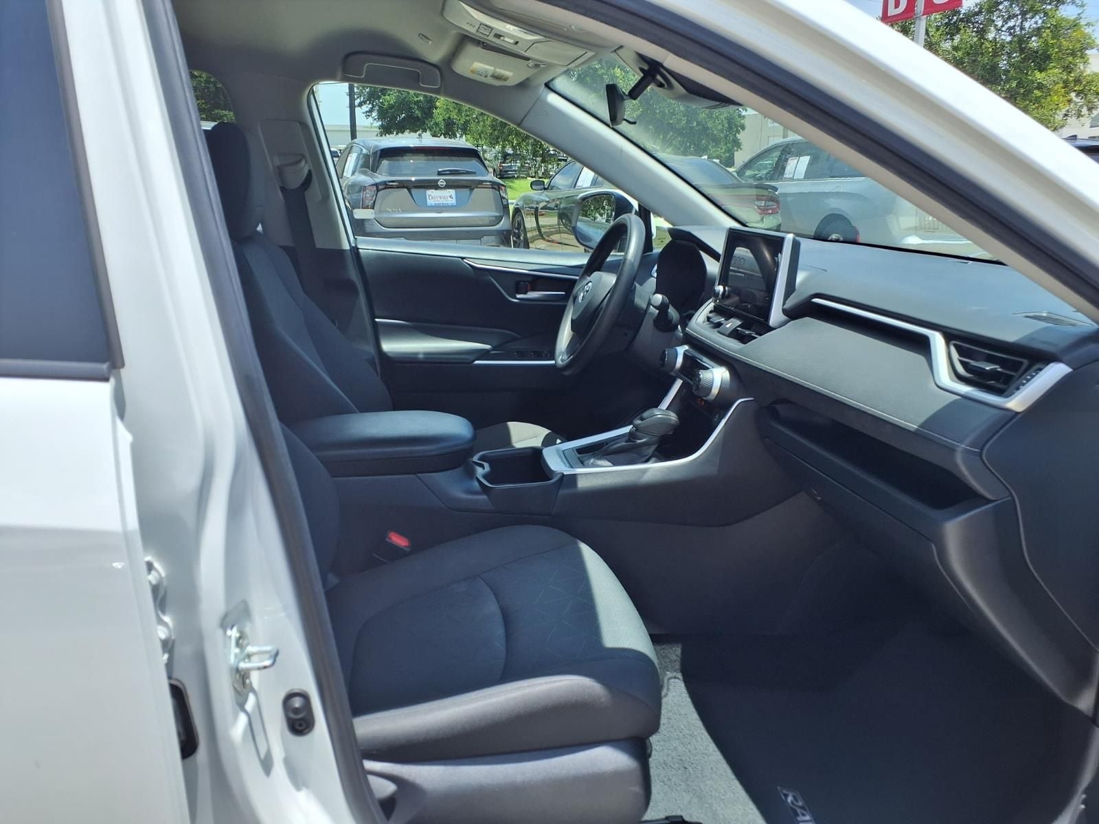 2024 Toyota RAV4 XLE BLIND-SPOT