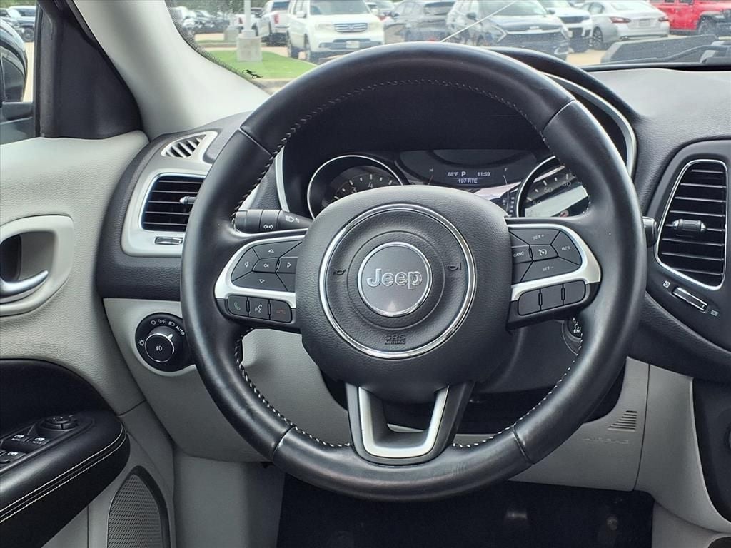 2020 Jeep Compass Latitude SUNROOF