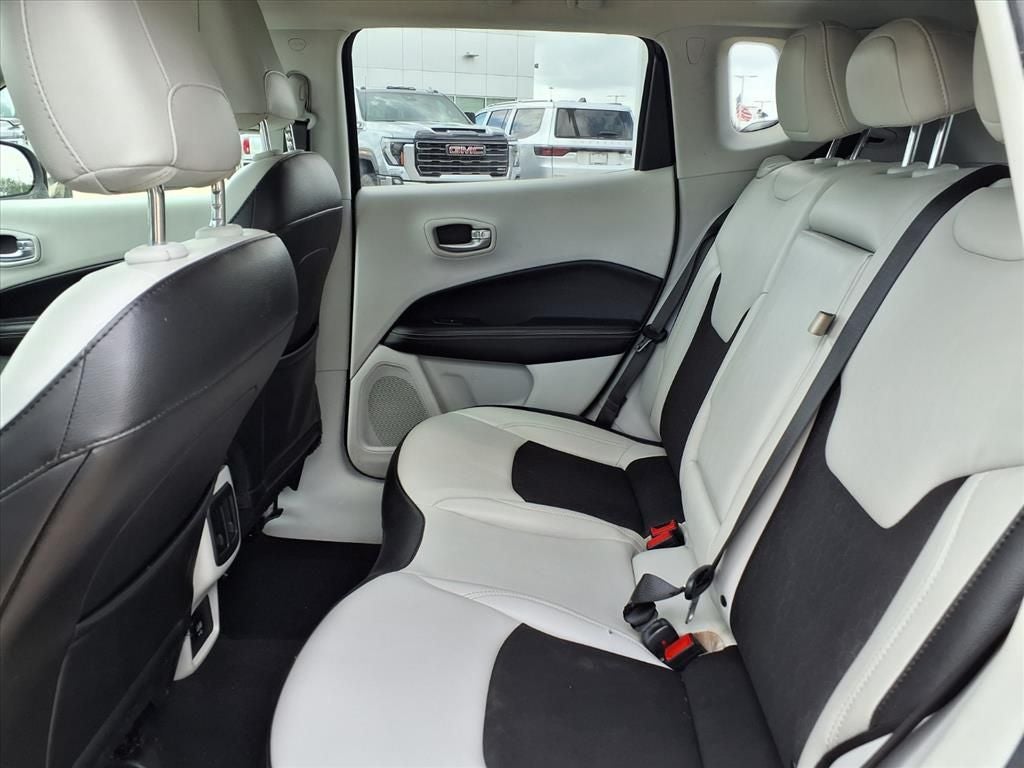 2020 Jeep Compass Latitude SUNROOF