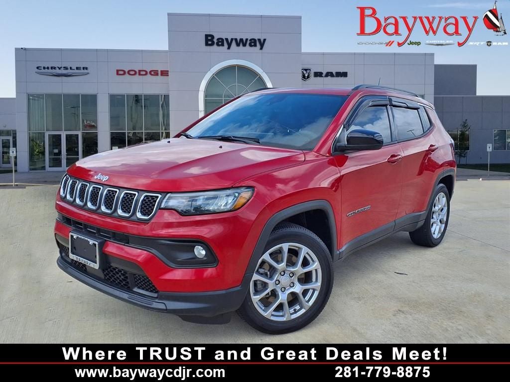 2023 Jeep Compass Latitude Lux 4X4 SUN & SOUND PKG