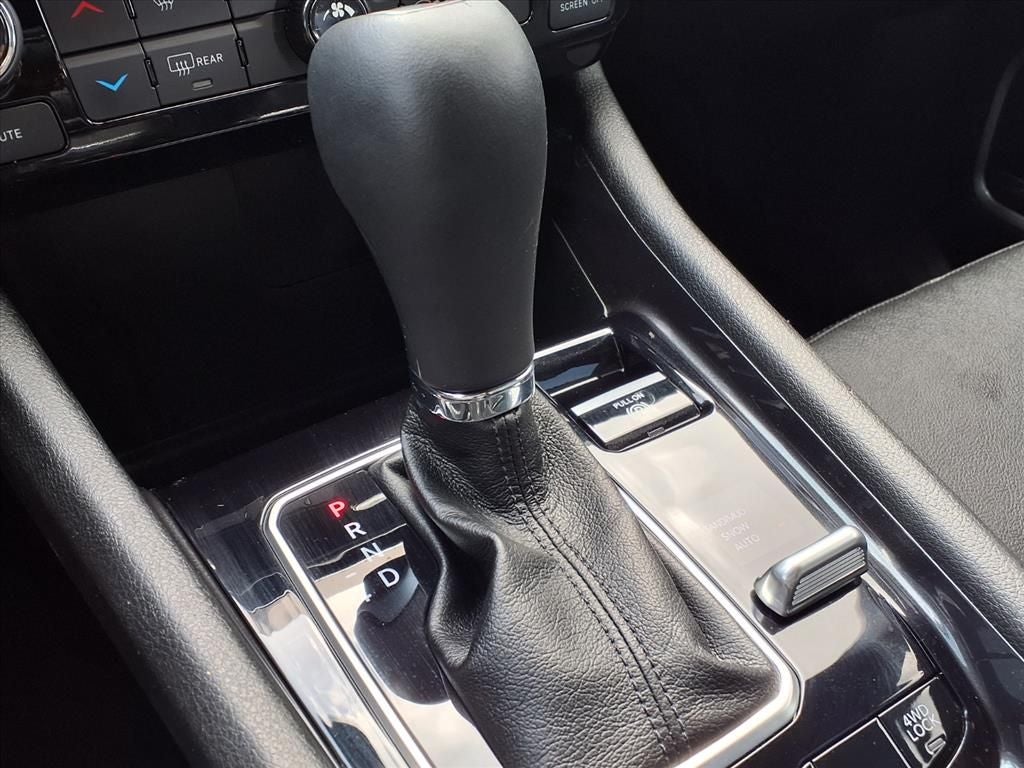 2023 Jeep Compass Latitude Lux 4X4 SUN & SOUND PKG