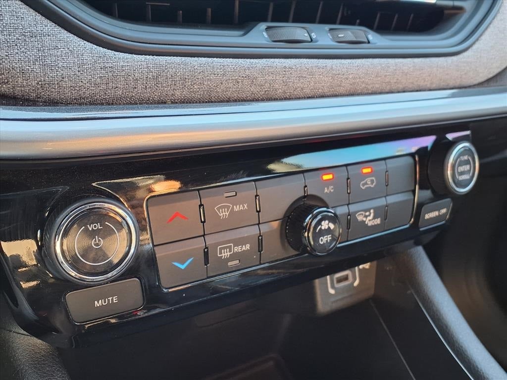 2023 Jeep Compass Latitude Lux 4X4