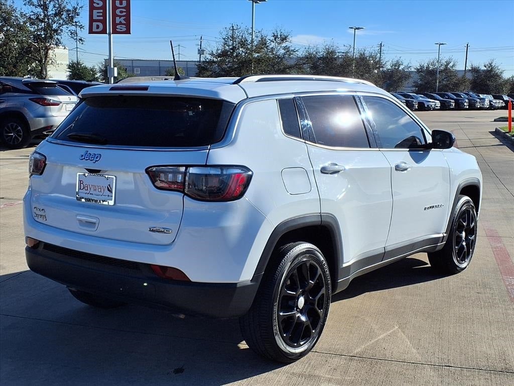 2023 Jeep Compass Latitude Lux 4X4