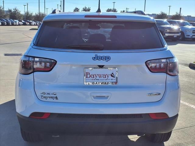 2023 Jeep Compass Latitude Lux 4X4