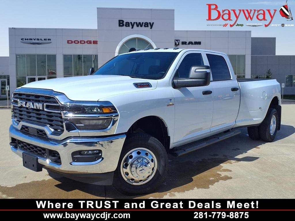 2026 RAM 3500 Tradesman DUALLY 4X4 MAX TOW PKG