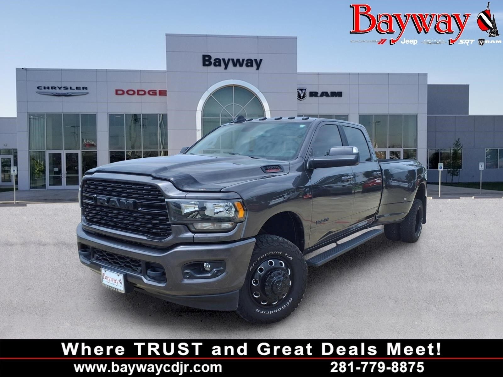 2022 RAM 3500 Lone Star Silver 4X4 NIGHT EDITION