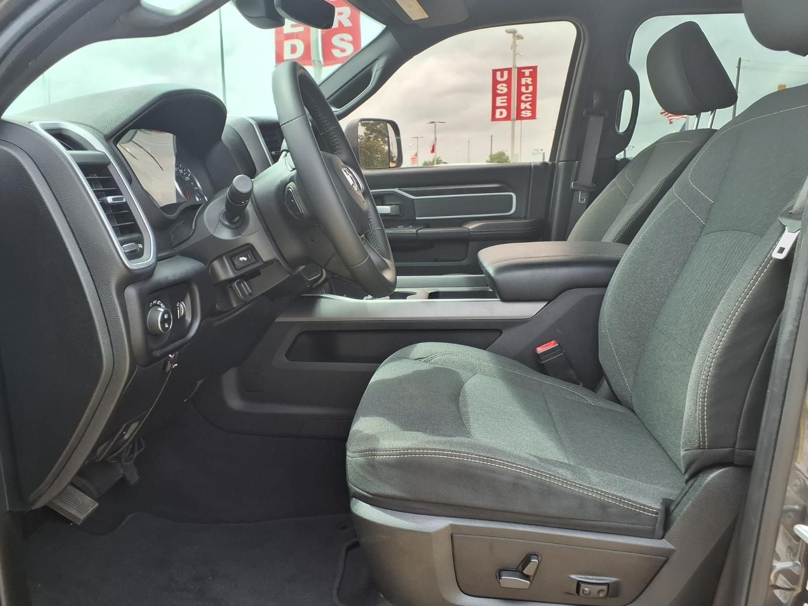 2022 RAM 3500 Lone Star Silver 4X4 NIGHT EDITION