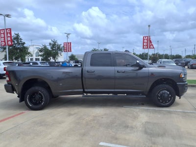 2022 RAM 3500 Lone Star Silver 4X4 NIGHT EDITION