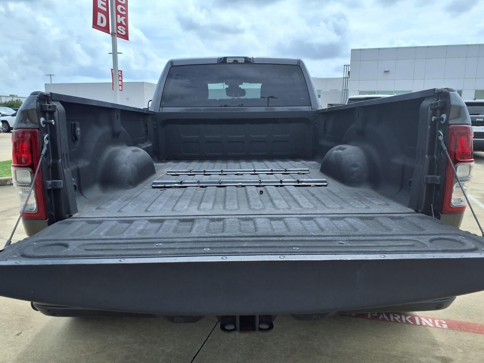2022 RAM 3500 Lone Star Silver 4X4 NIGHT EDITION