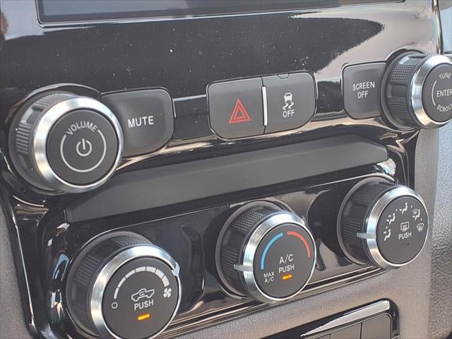 2027 RAM 3500 Tradesman 167.5 WB