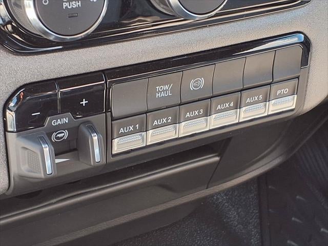 2027 RAM 3500 Tradesman 167.5 WB