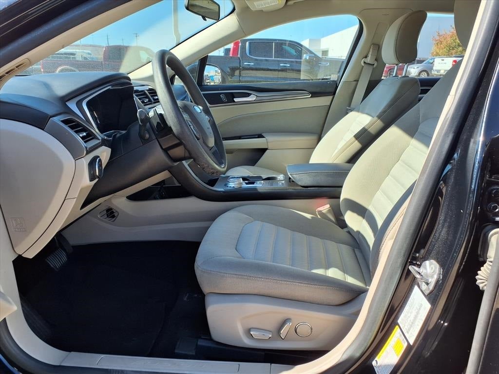 2017 Ford Fusion SE TECH/SYNC 3 PKG