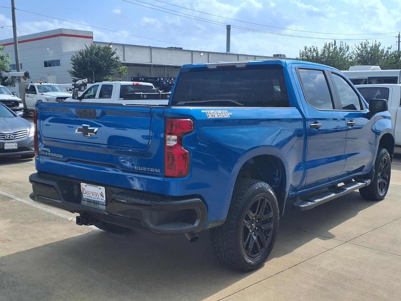 2023 Chevrolet Silverado 1500 Custom Trail Boss 4WD CONVENIENCE PKG