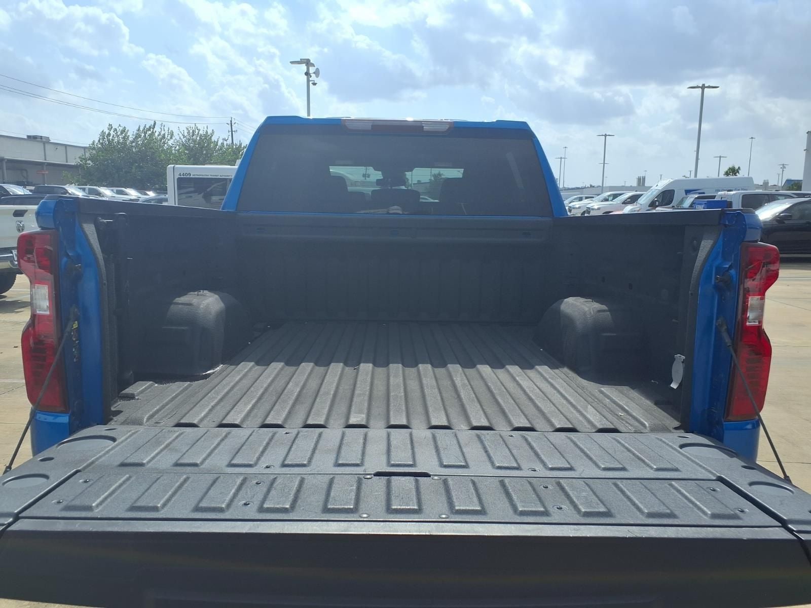 2023 Chevrolet Silverado 1500 Custom Trail Boss 4WD CONVENIENCE PKG