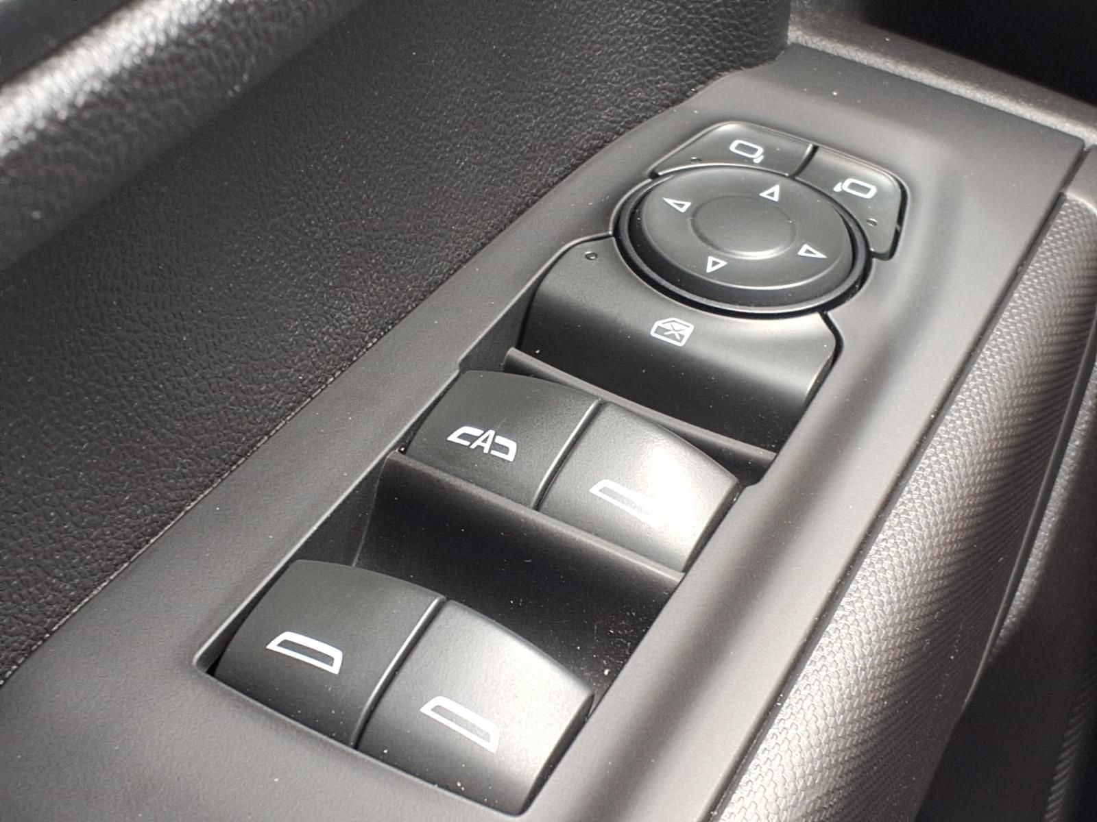 2022 Chevrolet Silverado 1500 LTD Custom CONVENIENCE & VALUE PKG