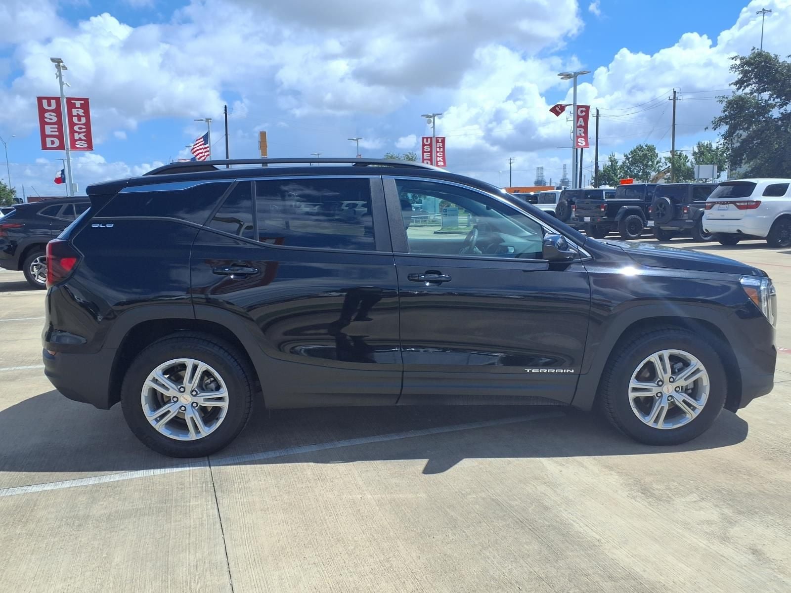 2022 GMC Terrain SLE