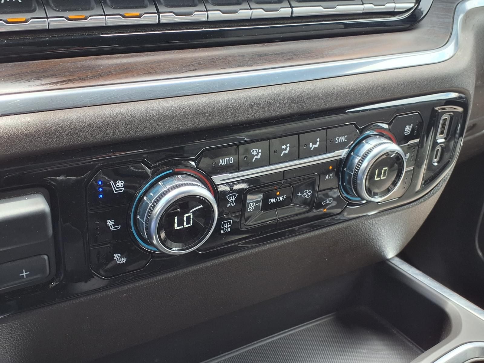 2022 GMC Sierra 1500 SLT PREMIUM PLUS PKG