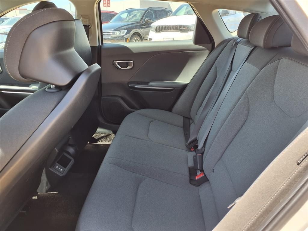 2025 Kia K4 LXS BCA & FCA