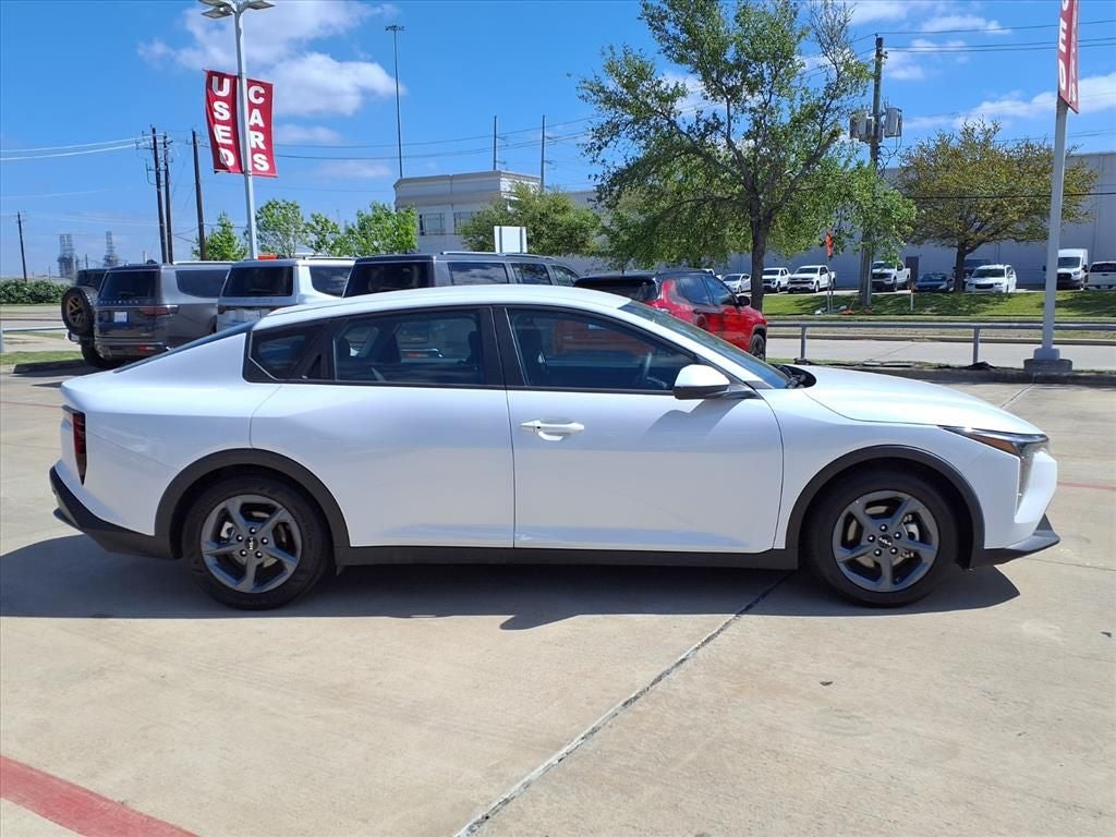 2025 Kia K4 LXS BCA & FCA