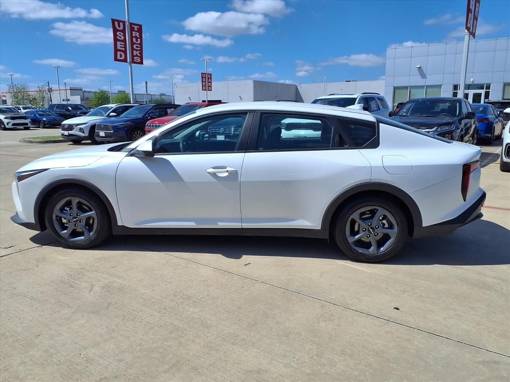 2025 Kia K4 LXS BCA & FCA