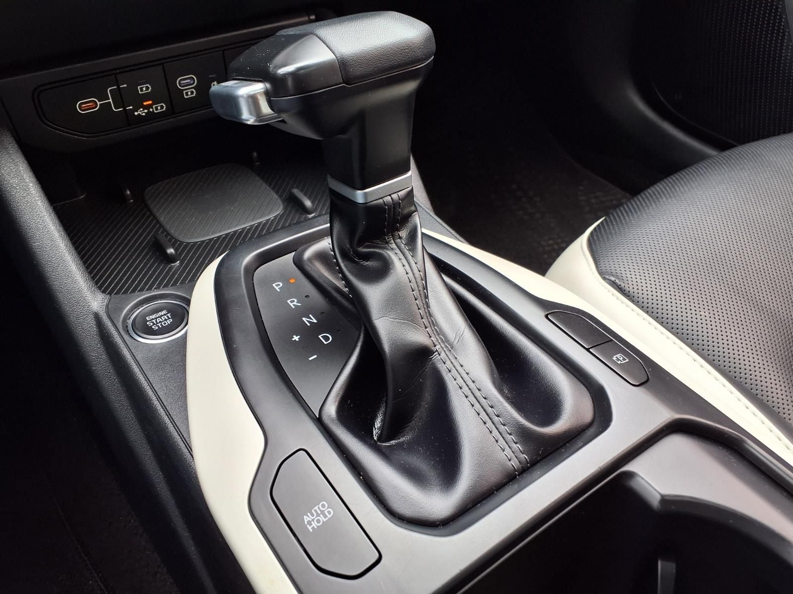 2025 Kia K4 GT-Line Turbo HARMAN/KARDON